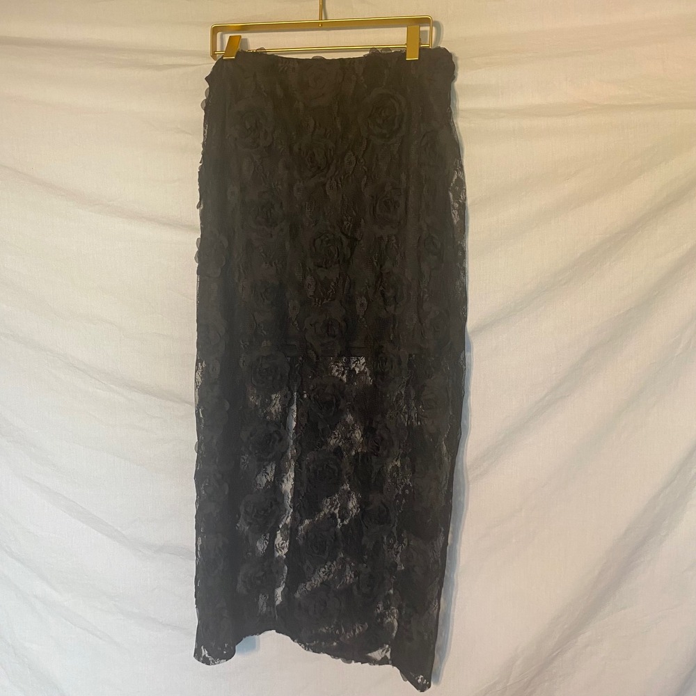Lulus Black Lace‎  Midi Skirt Womens Medium NWT New Zipper Back